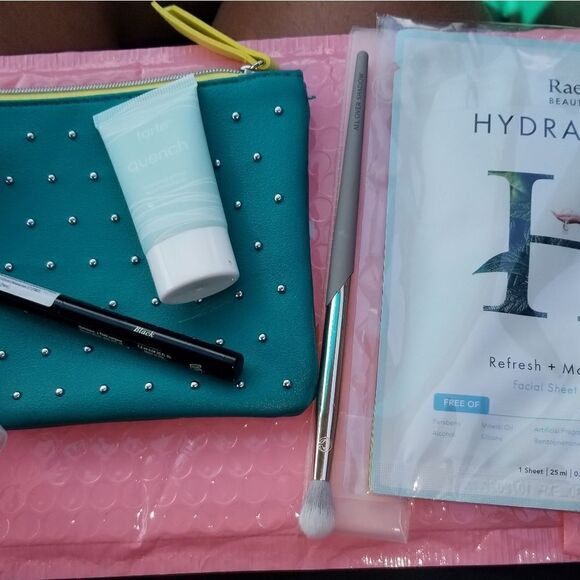 2for$12:Make up brush - Picture 2 of 3